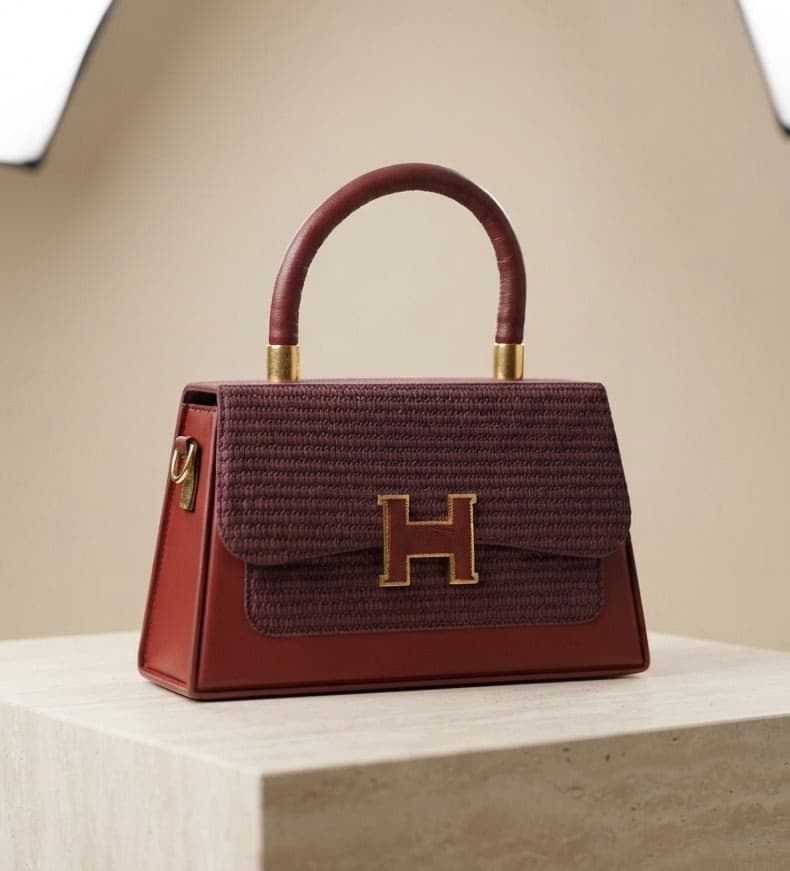 L'Héritage Hand bag limited edition 